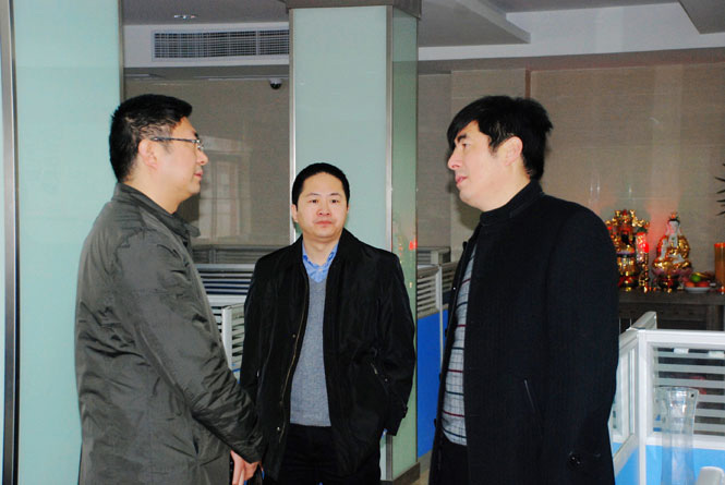 盐城市经信委、软件园领导莅临盐城思科检查指导工作会议报道
